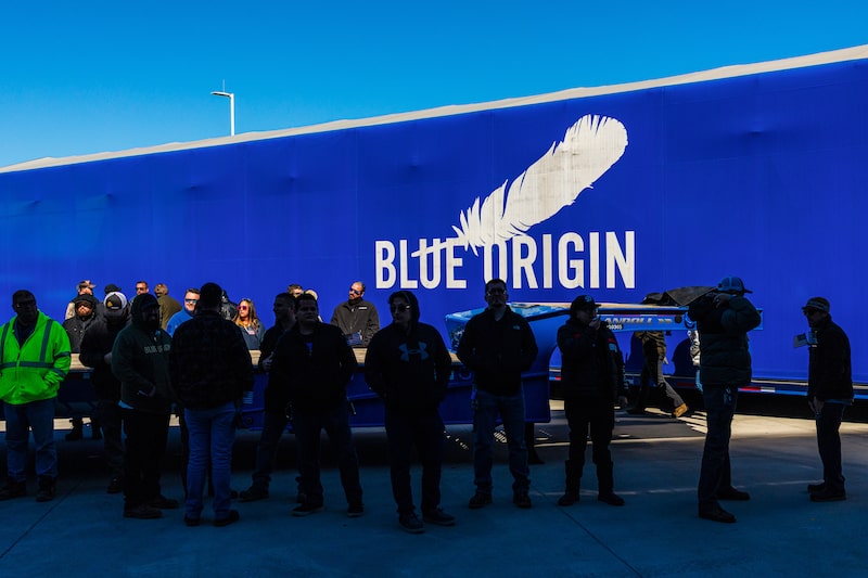 Hegseth Sees Plenty Of Winning For Bezoss Blue Origin Hegseth Sees Plenty Of Winning For Bezoss Blue Origin