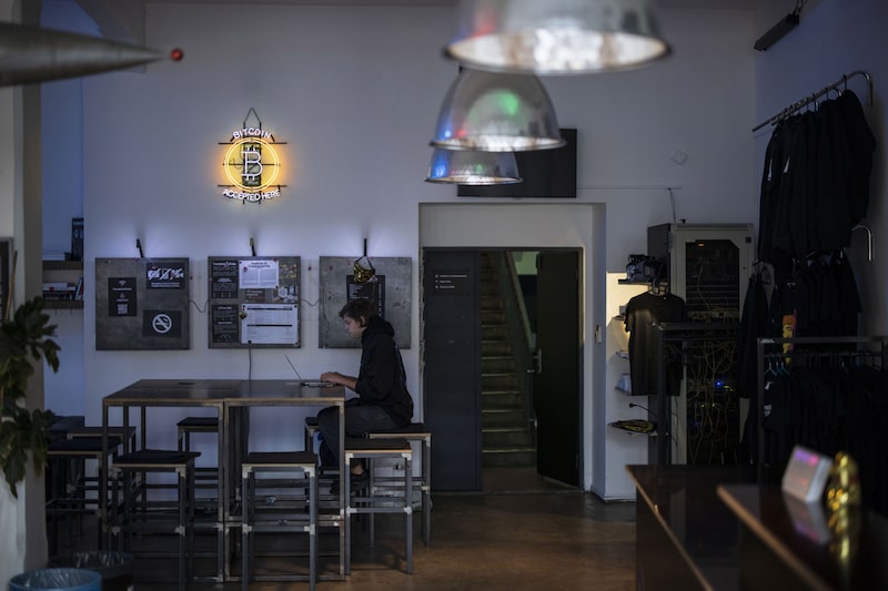 No necesitas más resiliencia: necesitas amigos y dinero No necesitas más resiliencia: necesitas amigos y dinero