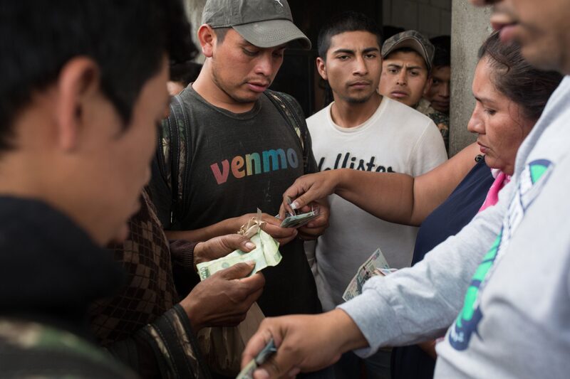 Los inmigrantes en EE.UU. potencian el crecimiento de remesas hacia América Latina y el Caribe Los inmigrantes en EE.UU. potencian el crecimiento de remesas hacia América Latina y el Caribe