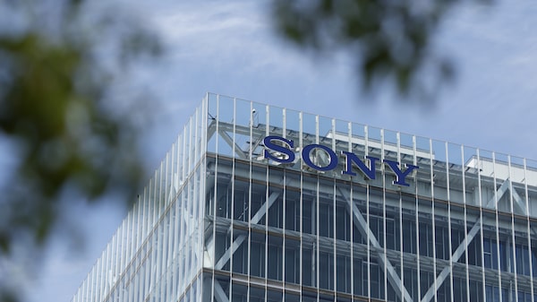 Sony eleva su previsión de ganancias tras sólido desempeño de su negocio de entretenimiento Sony eleva su previsión de ganancias tras sólido desempeño de su negocio de entretenimiento