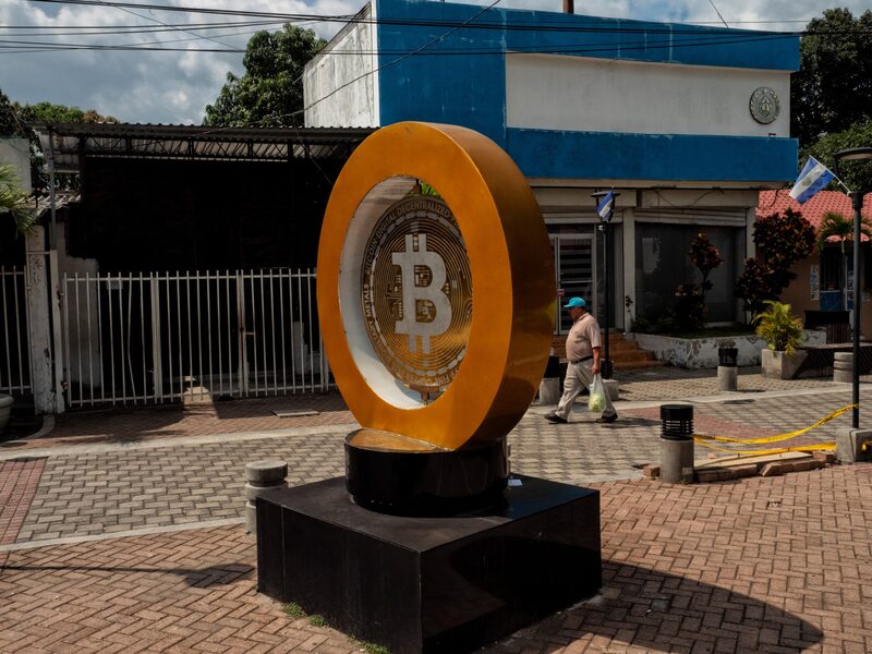 IBIT, el mayor ETF de bitcoin con US$56.000 millones en activos, ha tenido flujos constantes este año. IBIT, el mayor ETF de bitcoin con US$56.000 millones en activos, ha tenido flujos constantes este año.