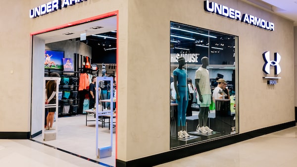 Operada pela Vulcabras, Under Armour abre loja conceito como laboratório no Brasil Operada pela Vulcabras, Under Armour abre loja conceito como laboratório no Brasil