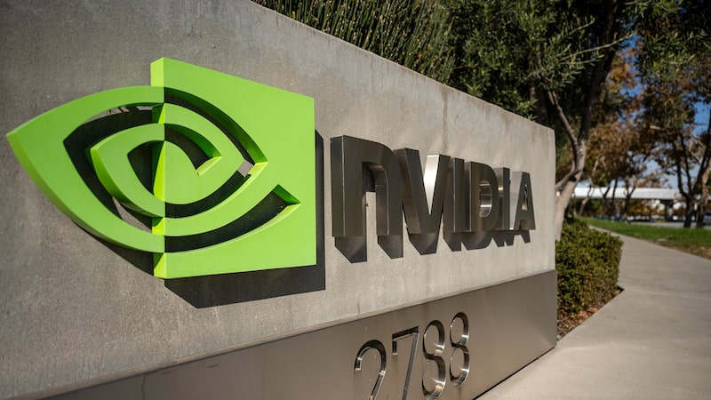 Nvidia acelera corrida pela IA e investe US$ 2 bi na Nebius para expandir data centers Nvidia acelera corrida pela IA e investe US$ 2 bi na Nebius para expandir data centers