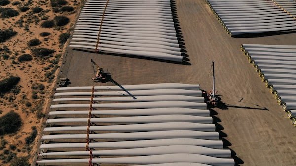 El plan de Trump para dominar la IA, amenazado por sus propios ataques a la energía solar y eólica El plan de Trump para dominar la IA, amenazado por sus propios ataques a la energía solar y eólica