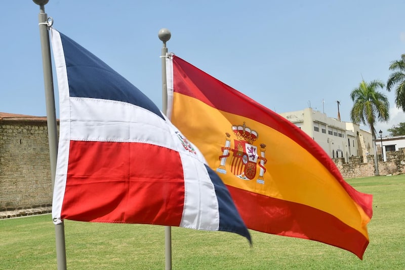 Banderas de España y República Dominicana en un acto en Santo Domingo, el 22 de mayo de 2025. Banderas de España y República Dominicana en un acto en Santo Domingo, el 22 de mayo de 2025.
