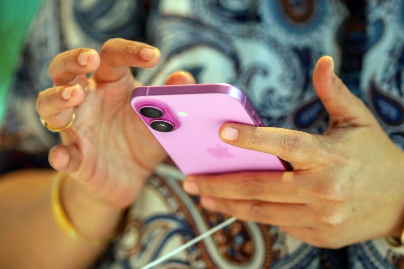 Los aranceles del presidente Donald Trump están generando inquietud entre los consumidores estadounidenses, que están comprando de todo, desde autos hasta aceite de oliva y iPhones. Los aranceles del presidente Donald Trump están generando inquietud entre los consumidores estadounidenses, que están comprando de todo, desde autos hasta aceite de oliva y iPhones.