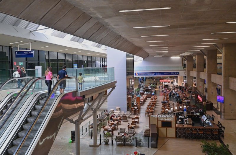 Aeroporto Internacional de Belo Horizonte, em Confins Aeroporto Internacional de Belo Horizonte, em Confins