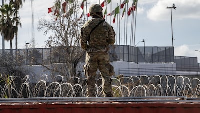 La Estrategia del Día: La frontera: el duelo electoral, visa para Canadá, Bafar, relevo en Liverpool y Puma La Estrategia del Día: La frontera: el duelo electoral, visa para Canadá, Bafar, relevo en Liverpool y Puma