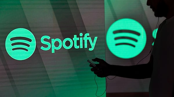 Spotify refuerza medidas para frenar reproducciones artificiales y fraudes impulsados por IA Spotify refuerza medidas para frenar reproducciones artificiales y fraudes impulsados por IA
