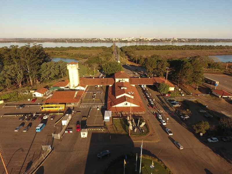 Habilitan todos los pasos fronterizos entre Argentina y Brasil Habilitan todos los pasos fronterizos entre Argentina y Brasil
