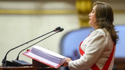 Dónde está Dina Boluarte y qué pasará tras su vacancia: Fiscalía le prohíbe salir de Perú Dónde está Dina Boluarte y qué pasará tras su vacancia: Fiscalía le prohíbe salir de Perú