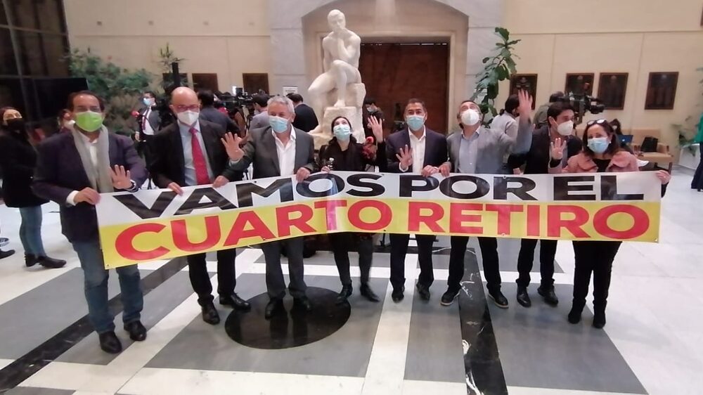 Diputados apoyan un cuarto retiro de fondos previsionales Diputados apoyan un cuarto retiro de fondos previsionales