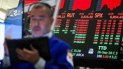 Wall Street sufre su mayor caída semanal en casi un año mientras el petróleo supera los US$90 Wall Street sufre su mayor caída semanal en casi un año mientras el petróleo supera los US$90