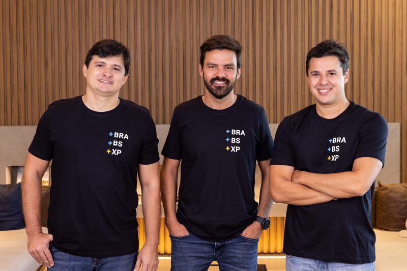 A partir da esq., Daniel Braga (BRA), Guilherme Sant’Anna (XP) e Rodrigo Imperatriz (BS) A partir da esq., Daniel Braga (BRA), Guilherme Sant’Anna (XP) e Rodrigo Imperatriz (BS)