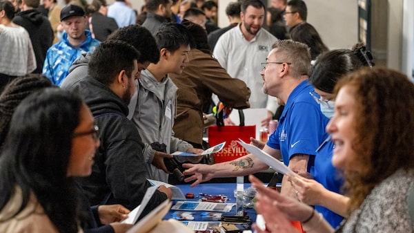 Solicitudes de subsidio de desempleo en EE.UU. registran la mayor alza desde 2020 Solicitudes de subsidio de desempleo en EE.UU. registran la mayor alza desde 2020