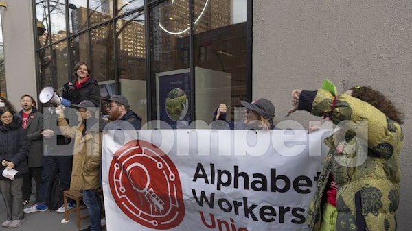 Trabajadores contratados de Google ganan aumento tras activismo sindical Trabajadores contratados de Google ganan aumento tras activismo sindical