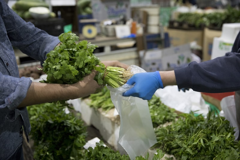 Shoppers at Paddy's Markets Ahead of Australia's CPI Shoppers at Paddy's Markets Ahead of Australia's CPI