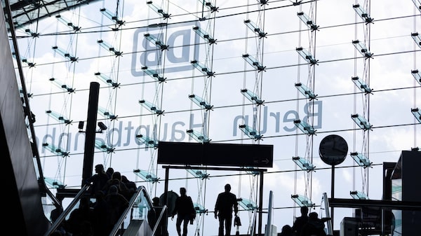 BCE: Refugiados ucranianos aliviarían ajustado mercado laboral de la eurozona BCE: Refugiados ucranianos aliviarían ajustado mercado laboral de la eurozona