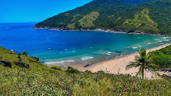 Brasil tem 10 praias entre entre as 100 melhores de 2026, segundo levantamento Brasil tem 10 praias entre entre as 100 melhores de 2026, segundo levantamento