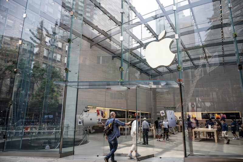 Una tienda Apple en Nueva York. Fotógrafo: Victor J. Blue/Bloomberg. Una tienda Apple en Nueva York. Fotógrafo: Victor J. Blue/Bloomberg.