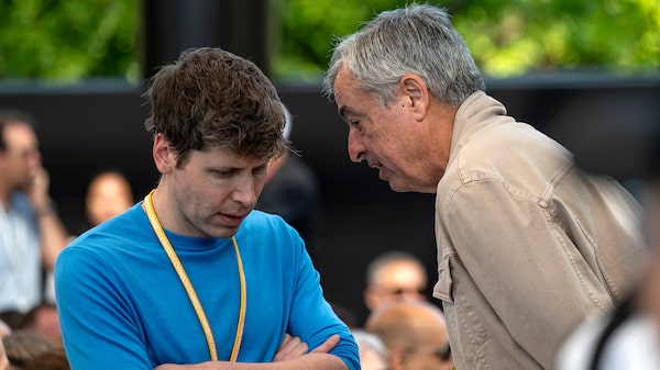 Alianza Apple-OpenAI se resquebraja y se vislumbra un posible conflicto legal Alianza Apple-OpenAI se resquebraja y se vislumbra un posible conflicto legal