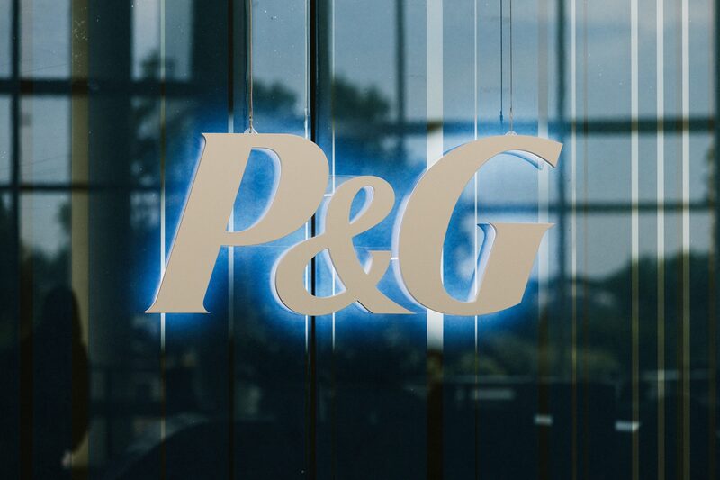 Las sanciones por incumplimiento de las normas de competencia del bloque pueden alcanzar hasta el 10% de los ingresos anuales globales. (Bloomberg) Las sanciones por incumplimiento de las normas de competencia del bloque pueden alcanzar hasta el 10% de los ingresos anuales globales. (Bloomberg)