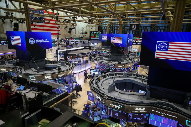 SEC Chairman Paul Atkins Rings The Opening Bell At The New York Stock Exchange SEC Chairman Paul Atkins Rings The Opening Bell At The New York Stock Exchange