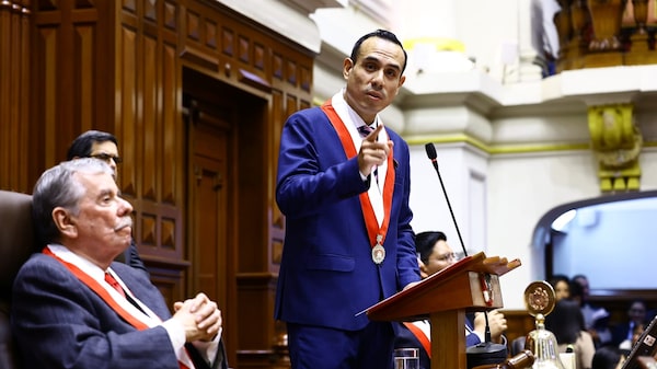 Perú busca declarar emergencia en la frontera con Chile para contener flujo de migrantes Perú busca declarar emergencia en la frontera con Chile para contener flujo de migrantes