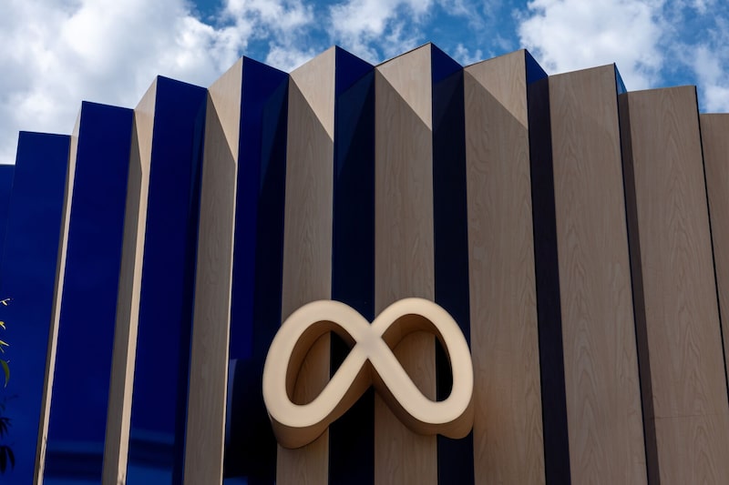 El logotipo de Meta Platforms Inc. durante el evento Meta Connect celebrado en Menlo Park, California (EE. UU.), el miércoles 17 de septiembre de 2025. El logotipo de Meta Platforms Inc. durante el evento Meta Connect celebrado en Menlo Park, California (EE. UU.), el miércoles 17 de septiembre de 2025.