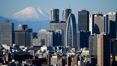 Deuda japonesa sube tras sólida subasta a 10 años que desafía expectativas de alza de tasas Deuda japonesa sube tras sólida subasta a 10 años que desafía expectativas de alza de tasas