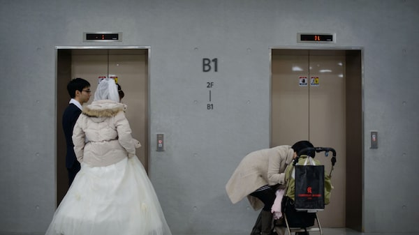 Tasa de fecundidad de Corea del Sur vuelve a caer, agravando riesgos económicos Tasa de fecundidad de Corea del Sur vuelve a caer, agravando riesgos económicos