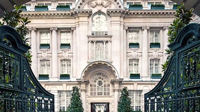 Magnata de Hong Kong coloca à venda hotel Rosewood em Londres, dizem fontes Magnata de Hong Kong coloca à venda hotel Rosewood em Londres, dizem fontes