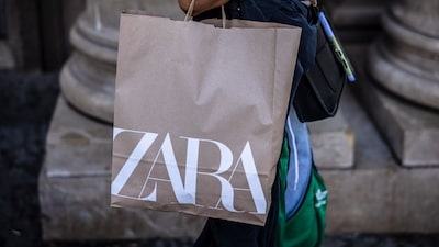 Inditex, dona da Zara, supera estimativas de vendas, mas custos pressionam lucro Inditex, dona da Zara, supera estimativas de vendas, mas custos pressionam lucro