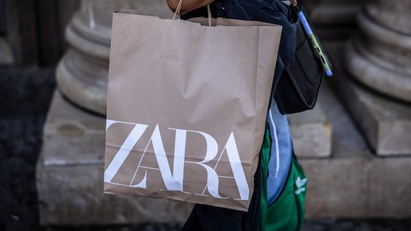 Inditex, dona da Zara, supera estimativas de vendas, mas custos pressionam lucro Inditex, dona da Zara, supera estimativas de vendas, mas custos pressionam lucro
