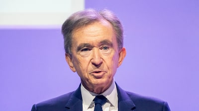 Heredero de Hermès demanda a Arnault y LVMH por US$16.300 millones en acciones perdidas Heredero de Hermès demanda a Arnault y LVMH por US$16.300 millones en acciones perdidas