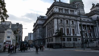 El Congreso que viene: Cuántas bancas alcanzaría Milei en Diputados y en el Senado El Congreso que viene: Cuántas bancas alcanzaría Milei en Diputados y en el Senado