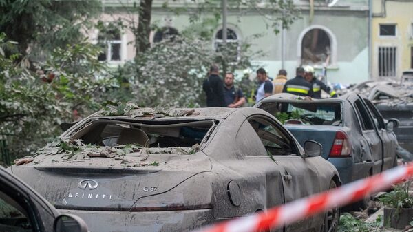 Misiles rusos alcanzan el oeste de Ucrania mientras Zelenskiy promete una respuesta Misiles rusos alcanzan el oeste de Ucrania mientras Zelenskiy promete una respuesta