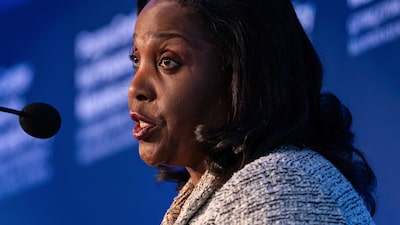 La gobernadora Lisa Cook dice que la Fed debe preservar su credibilidad frente a la inflación La gobernadora Lisa Cook dice que la Fed debe preservar su credibilidad frente a la inflación