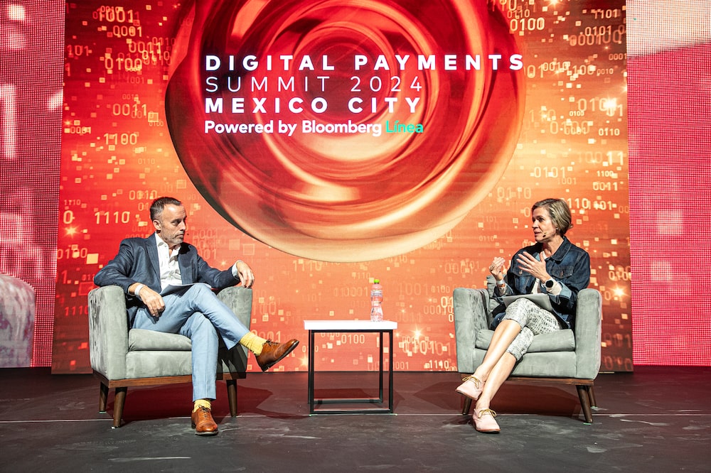 Sean Summers y Ana Paula Lapa en el Mastercard Digital Payments Summit Sean Summers y Ana Paula Lapa en el Mastercard Digital Payments Summit