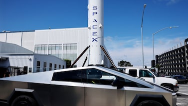 Las apuestas por una fusión con SpaceX refuerzan el atractivo de Tesla en Wall Street Las apuestas por una fusión con SpaceX refuerzan el atractivo de Tesla en Wall Street
