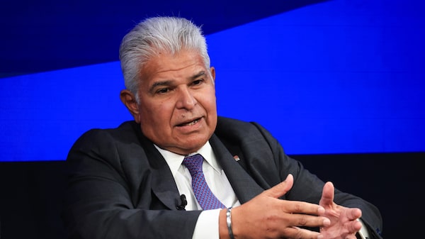 Panamá lanza venta de bonos por US$3.000 millones en una transacción de dos partes Panamá lanza venta de bonos por US$3.000 millones en una transacción de dos partes