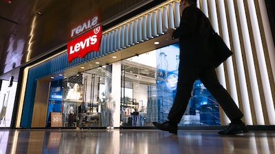 Levi’s desacelera en ventas directas tras fallar en su estrategia de marketing Levi’s desacelera en ventas directas tras fallar en su estrategia de marketing