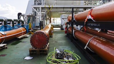Las inversiones en petróleo caen por tercer año consecutivo en plena crisis de suministro global Las inversiones en petróleo caen por tercer año consecutivo en plena crisis de suministro global