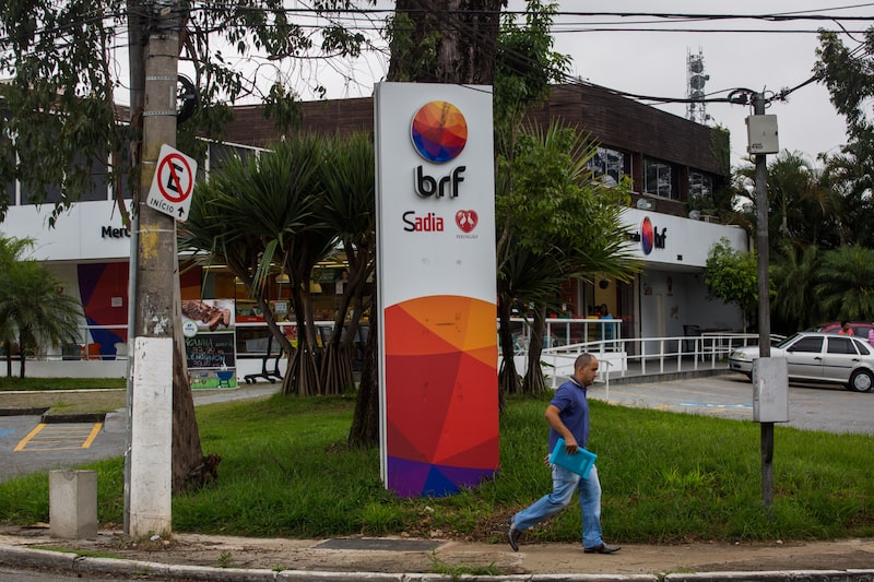 A empresa combinada será chamada de MBRF Global Foods e deve rivalizar com os principais fornecedores de alimentos do mundo (Foto: Victor Moriyama/Bloomberg) A empresa combinada será chamada de MBRF Global Foods e deve rivalizar com os principais fornecedores de alimentos do mundo (Foto: Victor Moriyama/Bloomberg)