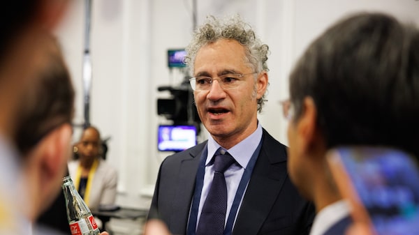 “Uno es responsable de sus actos”: CEO de Palantir pide que empresas de IA respondan por sus sistemas “Uno es responsable de sus actos”: CEO de Palantir pide que empresas de IA respondan por sus sistemas