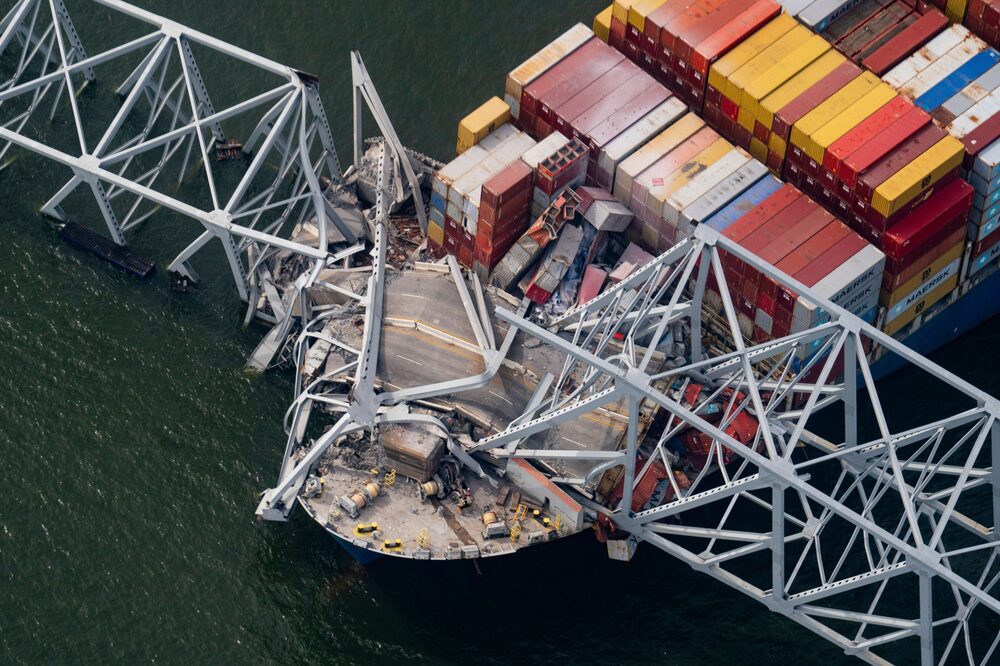 Barco que chocó contra puente de Baltimore tuvo un accidente anterior y problemas de propulsión Barco que chocó contra puente de Baltimore tuvo un accidente anterior y problemas de propulsión