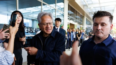 Nvidia da luz verde a los tres grandes fabricantes de memoria para el suministro de HBM4 Nvidia da luz verde a los tres grandes fabricantes de memoria para el suministro de HBM4