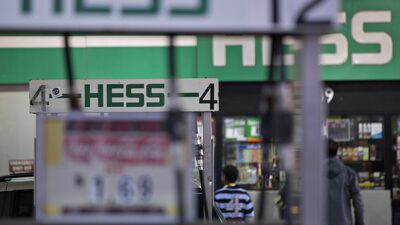 Chevron pagará US$ 53 bilhões pela Hess em nova aposta de peso no setor de petróleo Chevron pagará US$ 53 bilhões pela Hess em nova aposta de peso no setor de petróleo