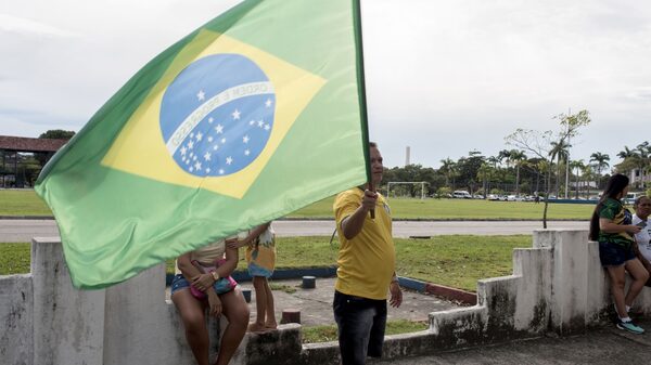 Salário mínimo no Brasil: como se compara com reajustes na América Latina Salário mínimo no Brasil: como se compara com reajustes na América Latina