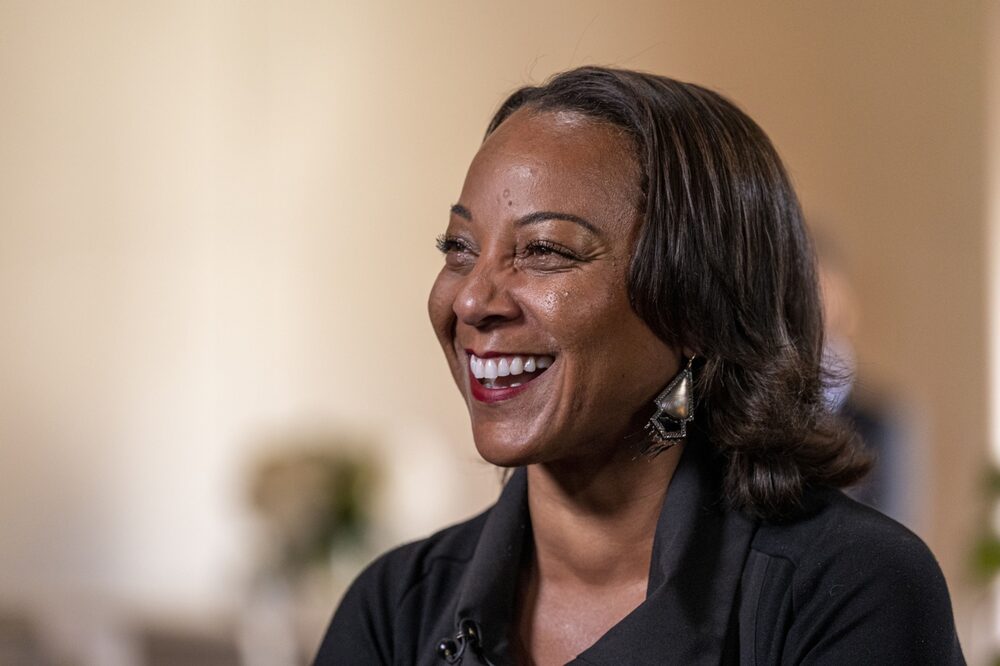 A co-CEO da empresa de carros autônomos Waymo no Bloomberg Tech Summit realizado em São Francisco em junho de 2022 (Foto: David Paul Morris/Bloomberg) A co-CEO da empresa de carros autônomos Waymo no Bloomberg Tech Summit realizado em São Francisco em junho de 2022 (Foto: David Paul Morris/Bloomberg)